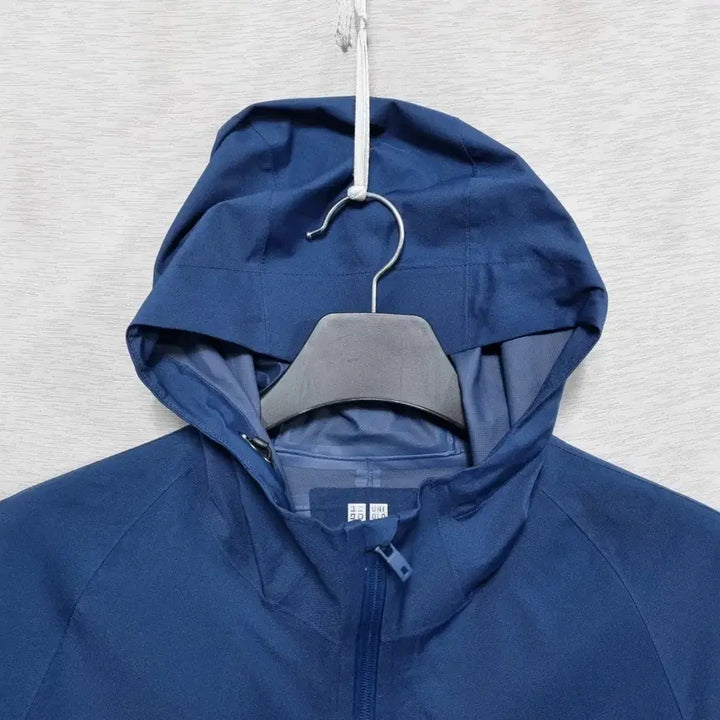 [BUNJANG] Uniqlo Waterproof Windbreaker Jacket Men&