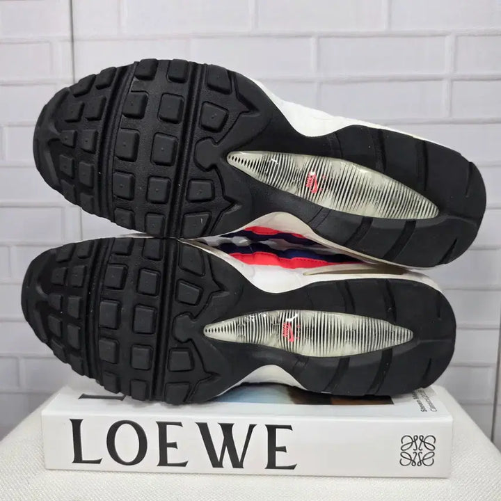 [SOLD OUT] 나이키 에어맥스 95 에센셜 울트라마린 스니커즈 운동화 280사이즈