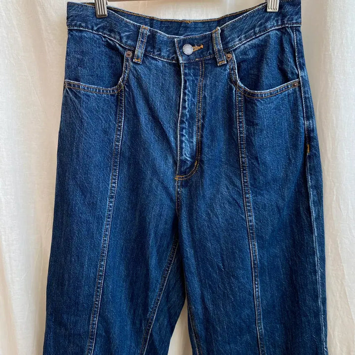 [SOLD OUT] GU 하이웨이스트 진청팬츠(L)