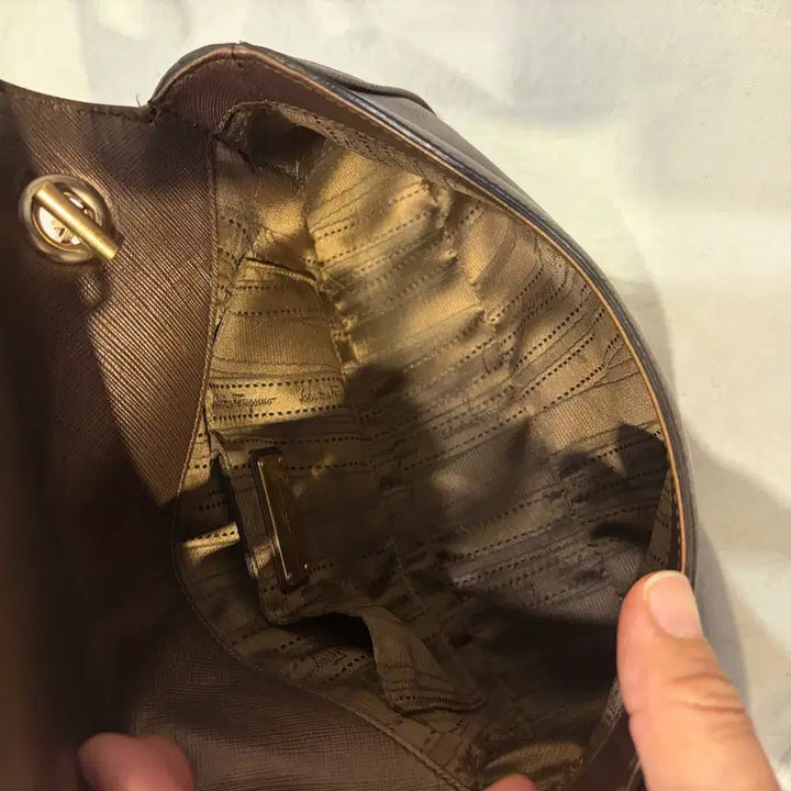 [BUNJANG] Ferragamo Gancini Chain Shoulder Bag / 페라가모 간치니 체인 숄더백 가방