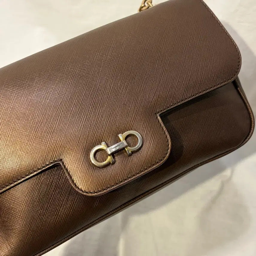 [BUNJANG] Ferragamo Gancini Chain Shoulder Bag / 페라가모 간치니 체인 숄더백 가방