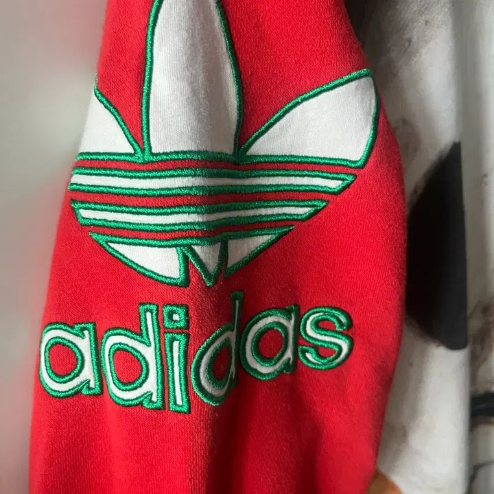 [BUNJANG] Adidas Skull Print Sweatshirt / 아디다스 스컬 해골 프린팅 맨투맨