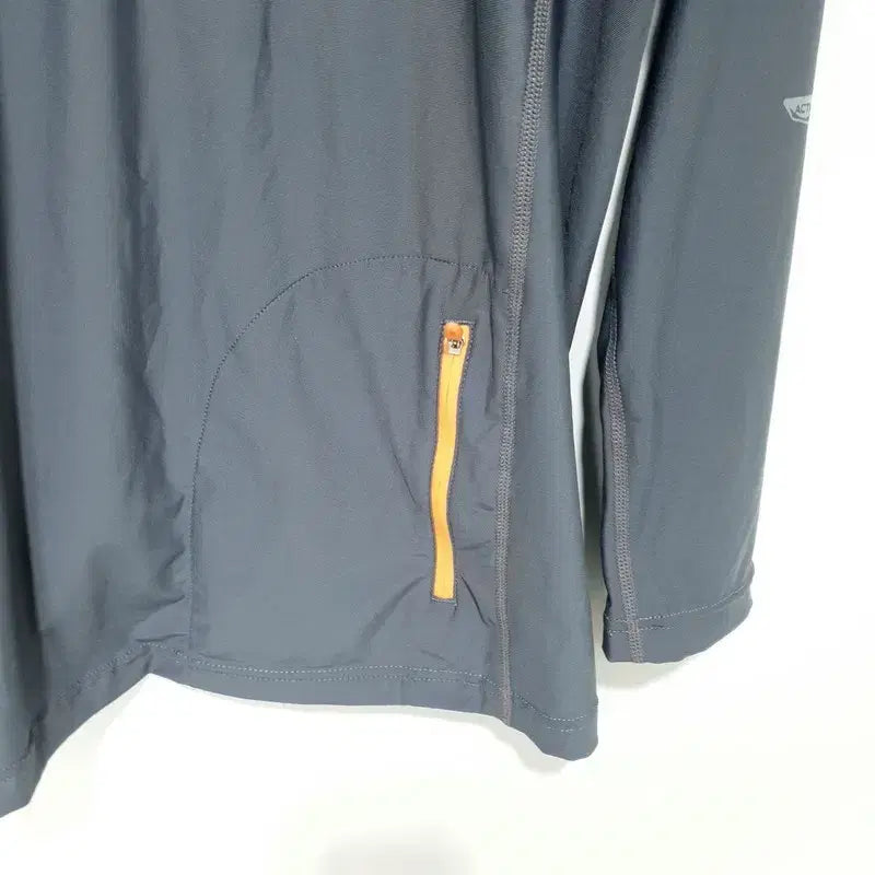 [SOLD OUT] 뉴발란스 래쉬가드 후드 집업 105_S1884