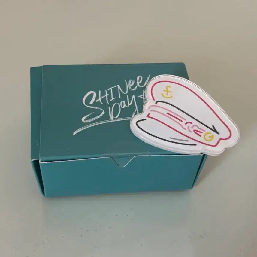 [BUNJANG] SHINee 11th Anniversary Random Badge / 샤이니 11주년 랜덤 뱃지