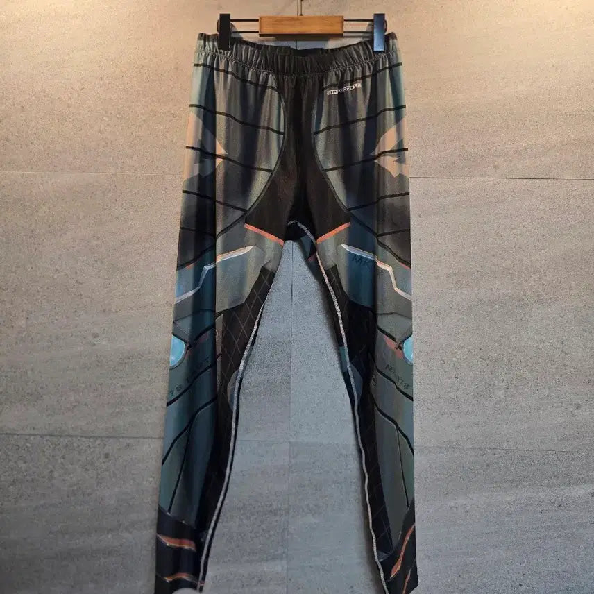 [BUNJANG] BTOPERFORM T-Shirt and Pants Set / BTOPERFORM  티셔츠 팬츠 세트.