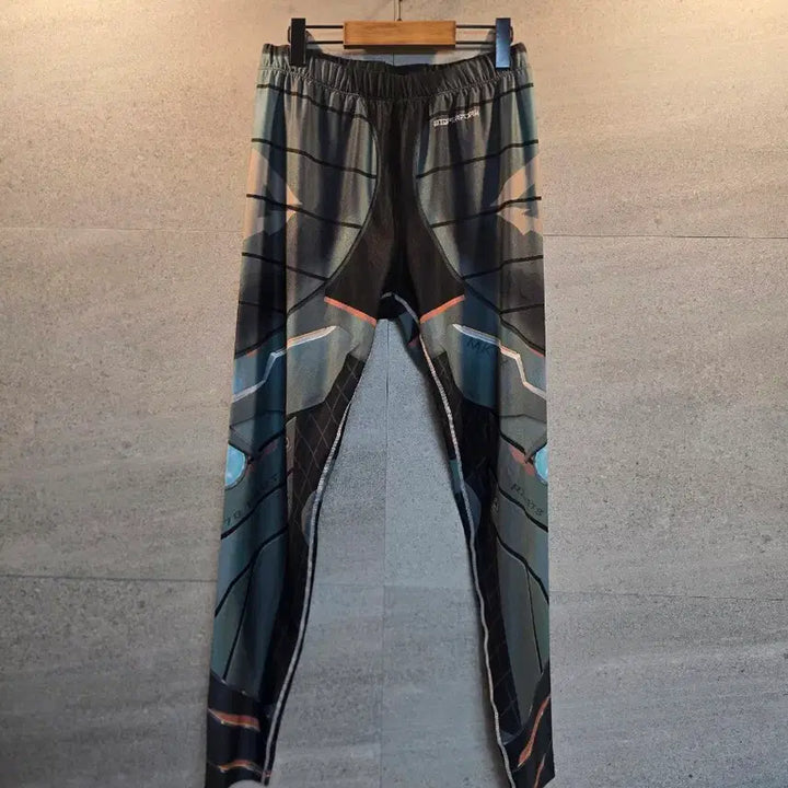 [BUNJANG] BTOPERFORM T-Shirt and Pants Set / BTOPERFORM  티셔츠 팬츠 세트.