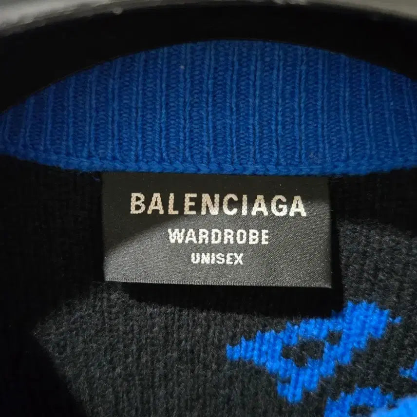 [BUNJANG] Balenciaga Multi Logo Blue Knit Sweater / 발렌시아가 멀티로고 블루 니트 S 오버핏