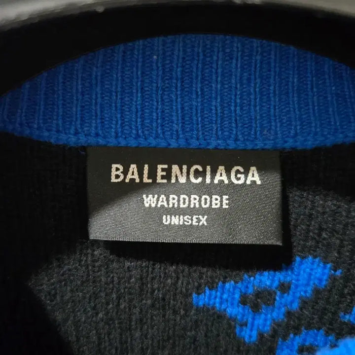[BUNJANG] Balenciaga Multi Logo Blue Knit Sweater / 발렌시아가 멀티로고 블루 니트 S 오버핏