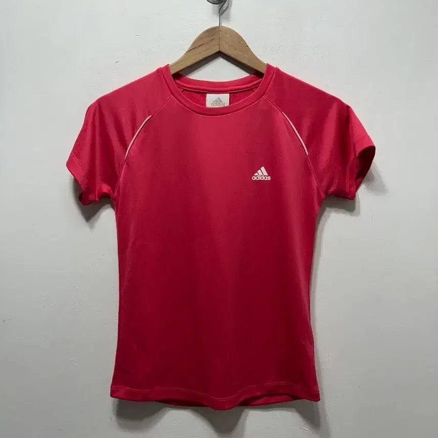 [BUNJANG] Adidas Red Short Sleeve T-shirt (Women&