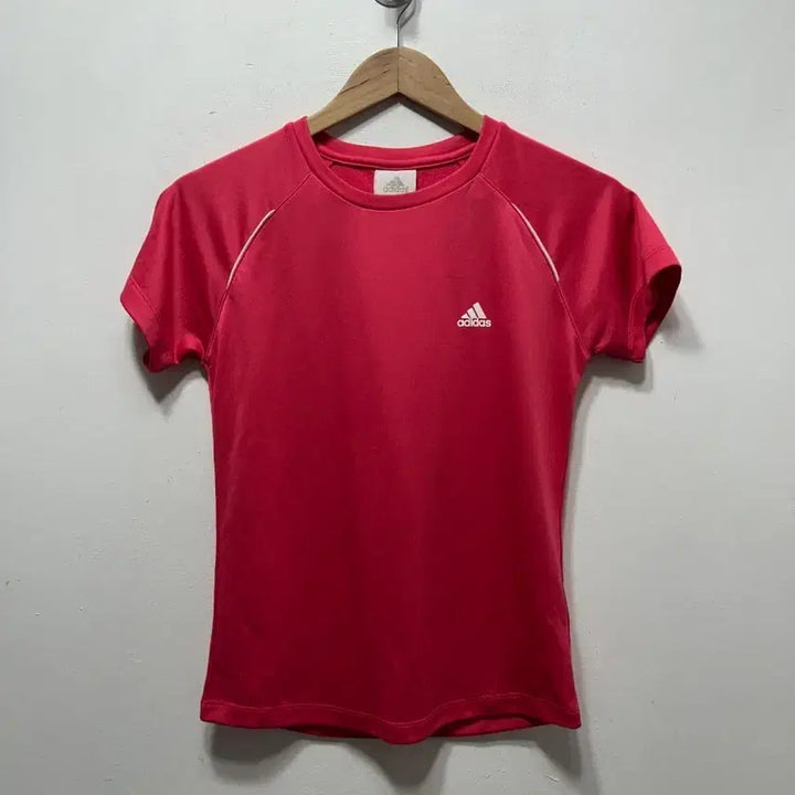 [BUNJANG] Adidas Red Short Sleeve T-shirt (Women&