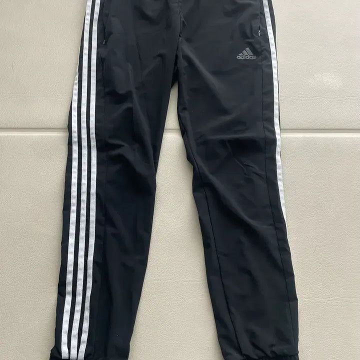 [BUNJANG] Adidas Training Woven Pants / 아디다스 트레이닝 우븐 팬츠