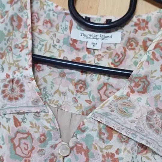 [BUNJANG] Thursday Island Floral Chiffon Midi Dress / 써스데이아일랜드 플라워 쉬폰 미디원피스 프릴 디자인