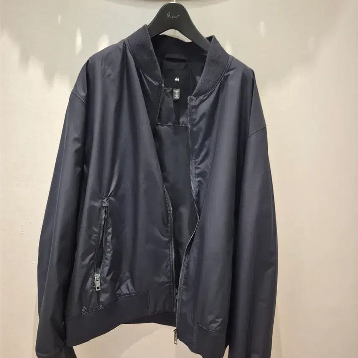 [BUNJANG] H&amp;M Black Bomber Jacket Size 100 / H&amp;M 블랙 봄버 자켓 100사이즈