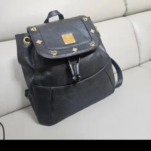 [BUNJANG] MCM Black Cowhide Backpack / mcm블랙 소가죽백팩