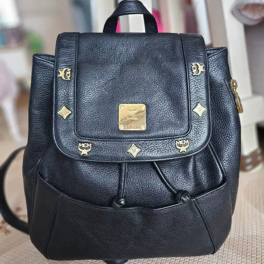 [BUNJANG] MCM Black Cowhide Backpack / mcm블랙 소가죽백팩