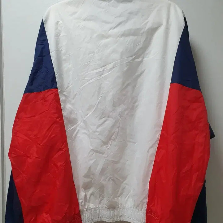 [SOLD OUT] 조던 x 파리생제르망 로고 후디 자켓(바람막이) XL