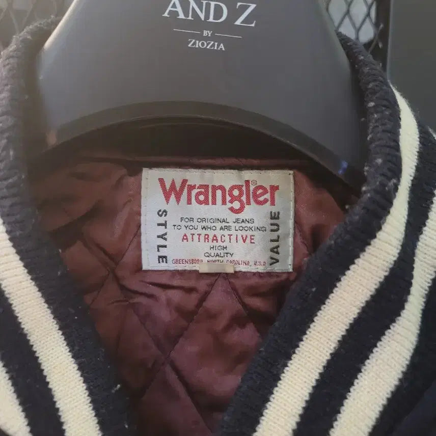 [BUNJANG] Wrangler Varsity Jacket Stadium Jumper / 90&