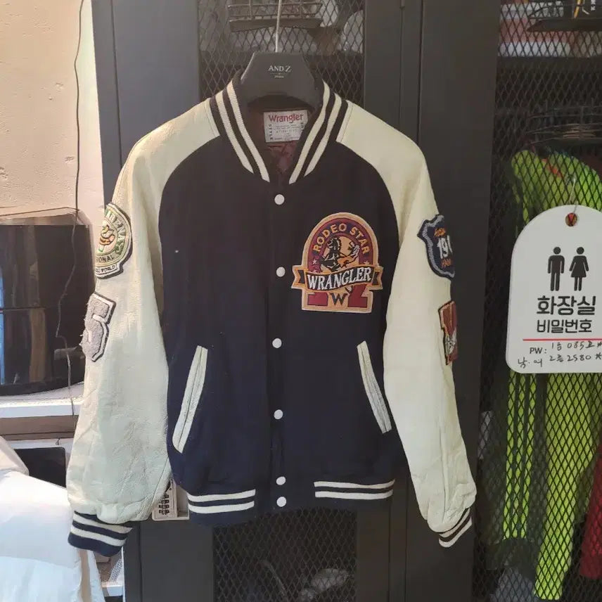 [BUNJANG] Wrangler Varsity Jacket Stadium Jumper / 90&