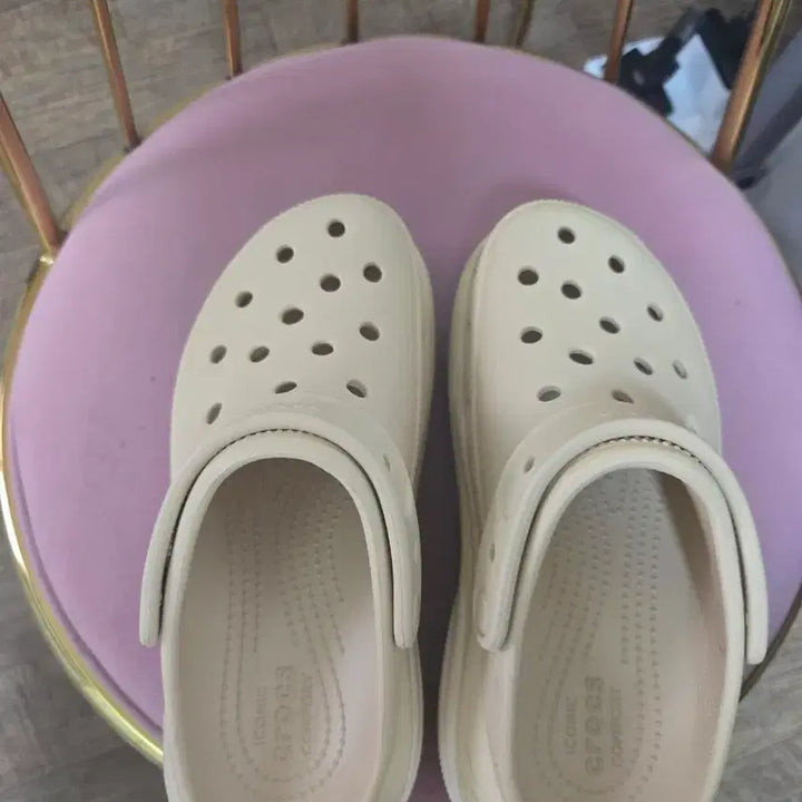 [BUNJANG] Crocs Mega Crush Clog / 크록스 메가크로쉬클래그