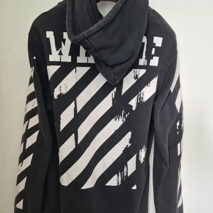 [BUNJANG] Off-White Black Printing Hoodie / 오프화이트 블랙 프린팅 후드티!최상품!