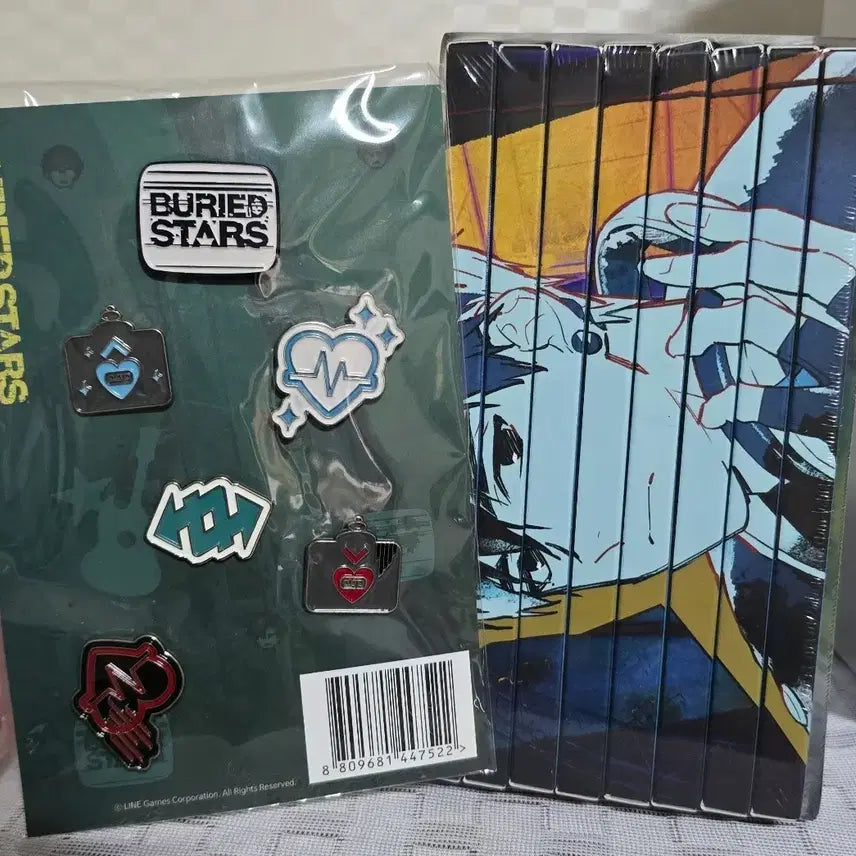 [BUNJANG] Vested Stars Acrylic Stand and Metal Badge Set / 베스타 아크릴 스탠드 메탈뱃지 세트 판매 베리드 스타즈