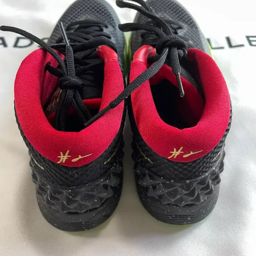 [BUNJANG] Nike Kyrie 1 ID Yeezy Solar Red / 카이리1 ID 이지 솔라레드 코비