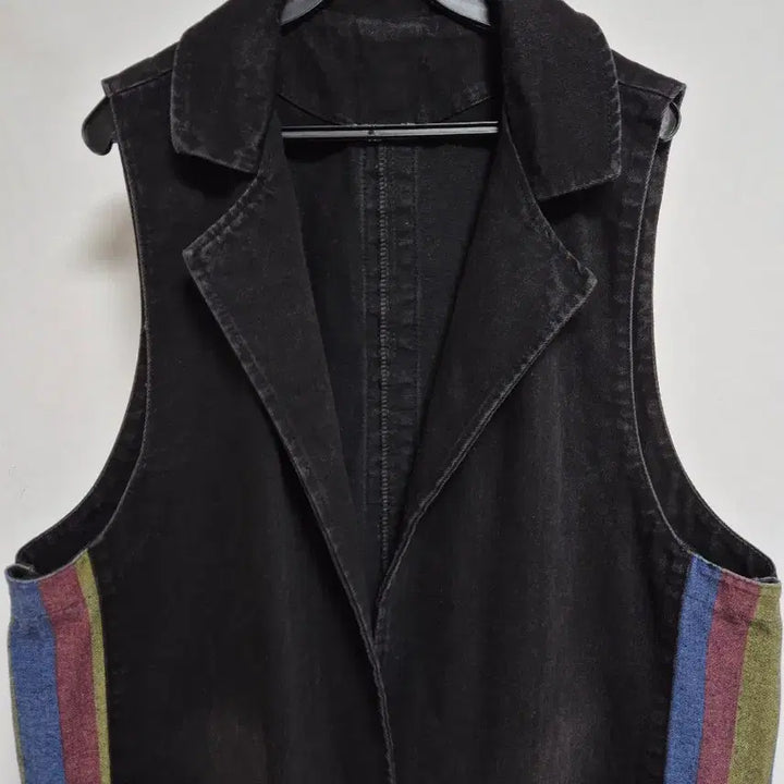 [BUNJANG] Black Denim Long Vest Color Line Contrast / 블랙 데님 롱 조끼 컬러 라인 배색