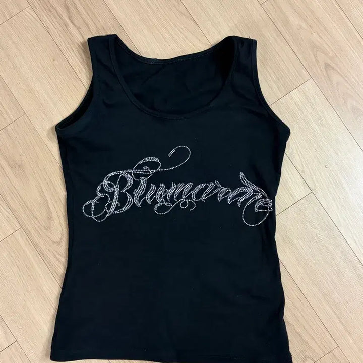 [BUNJANG] Cubic Logo Lettering Tank Top / 큐빅 로고 레터링 나시 블랙 나시