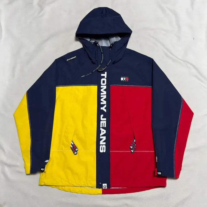 [BUNJANG] Ape Tommy Hilfiger Color Block Windbreaker Jacket / M 에이프 타미 진스 콜라보 배색 바람막이