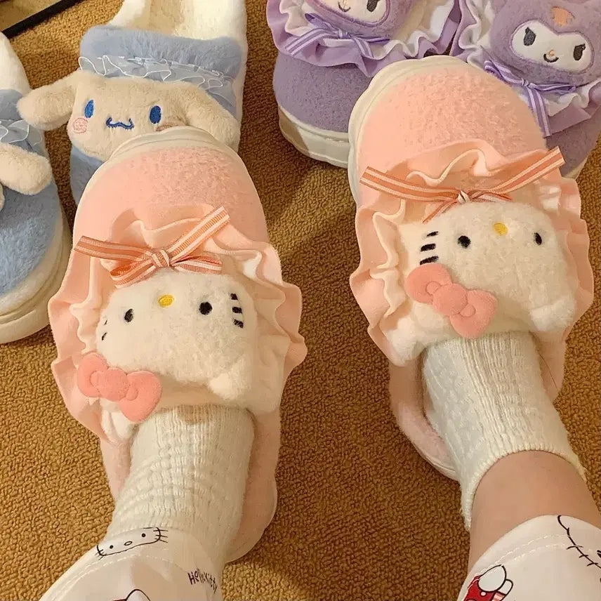 [BUNJANG] Sanrio Hello Kitty Plush Slippers (New) / (새상품) 키티 털 인형 거실화 실내화 신발 슬리퍼