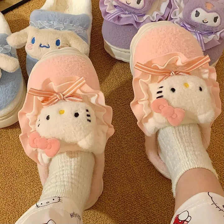 [BUNJANG] Sanrio Hello Kitty Plush Slippers (New) / (새상품) 키티 털 인형 거실화 실내화 신발 슬리퍼