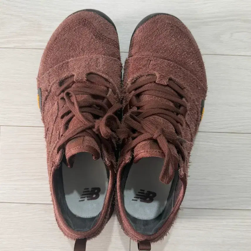 [BUNJANG] New Balance MT10OPR Brown Sneakers / 뉴발 MT10OPR Brown 240