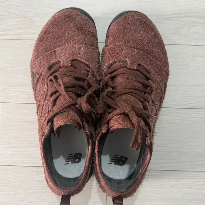 [BUNJANG] New Balance MT10OPR Brown Sneakers / 뉴발 MT10OPR Brown 240