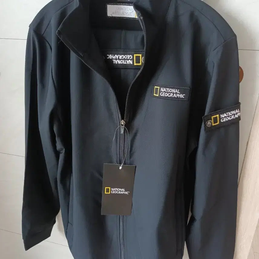 [BUNJANG] National Geographic Training Set M / 내셔널지오그래픽 춘추용 트레이닝 세트 M 새상품 블랙