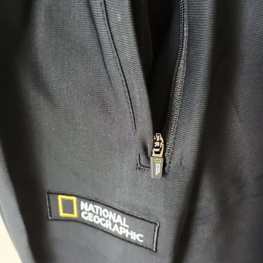 [BUNJANG] National Geographic Training Set M / 내셔널지오그래픽 춘추용 트레이닝 세트 M 새상품 블랙