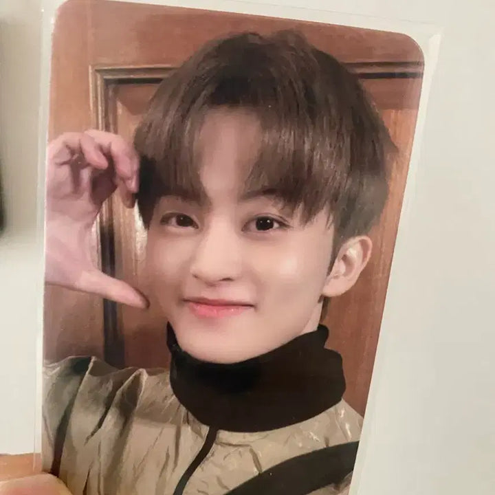 [BUNJANG] NCT Mark Smoothie POB Photocard / 엔시티 마크 포카 메이크스타 애플뮤직 스무디 미공포