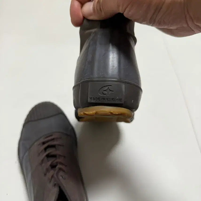 [SOLD OUT] 문스타 올웨더 270팝니다