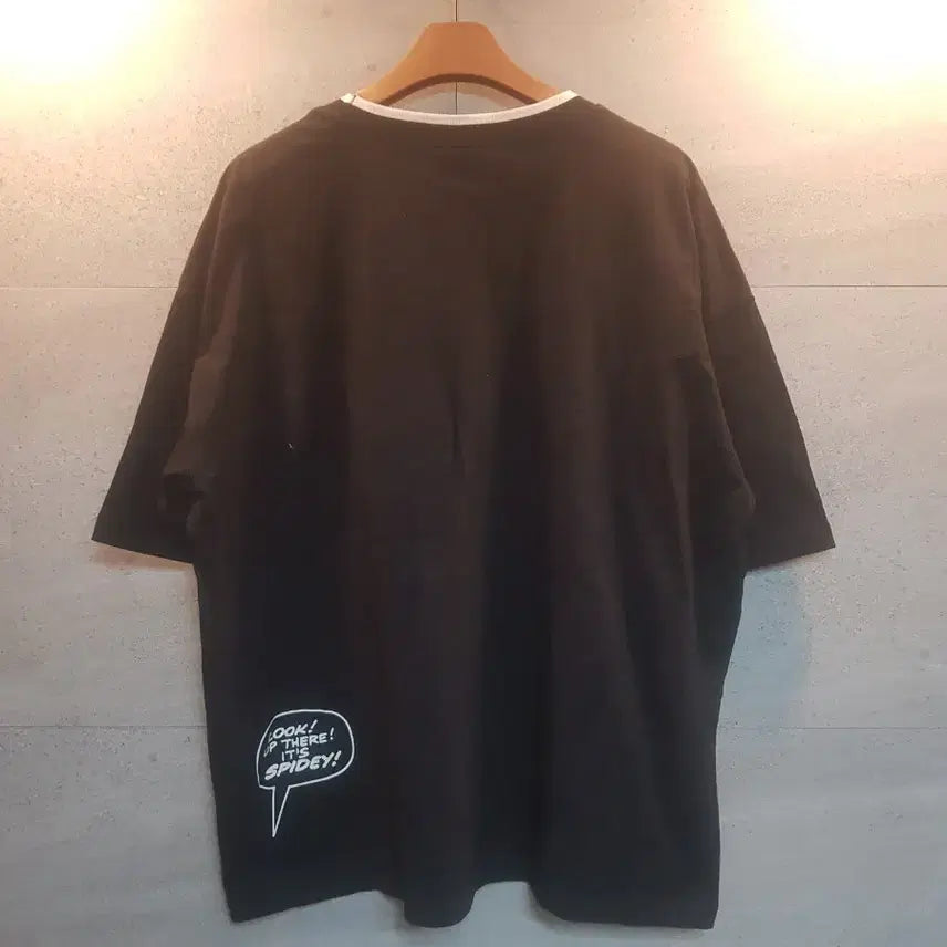[BUNJANG] Marvel Spider-Man x NBA Black T-shirt / 마블 스파이더맨 x NBA 반팔 티셔츠. 미착!