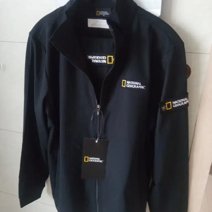 [BUNJANG] National Geographic Spring/Autumn Training Set M / 내셔널지오그래픽 춘추용트레이닝 세트 M 새상품