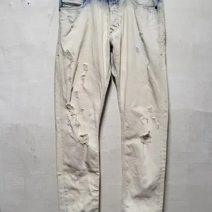 [BUNJANG] Diesel Washed Denim Jeans / 디젤 워싱 데미지 청바지 30