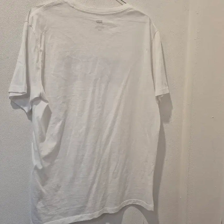 [SOLD OUT] 리바이스 흰색 반팔 티셔츠 레드 로고