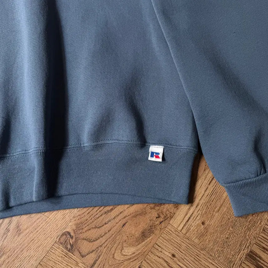 [BUNJANG] Russell USA Cobalt Blue Plain Sweatshirt / [L]러셀 USA 코발트블루 플레인 스웻셔츠