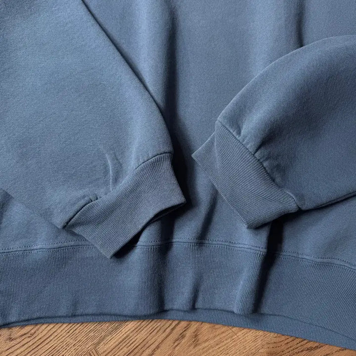 [BUNJANG] Russell USA Cobalt Blue Plain Sweatshirt / [L]러셀 USA 코발트블루 플레인 스웻셔츠