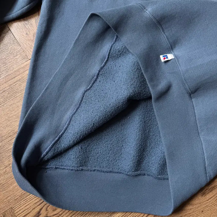 [BUNJANG] Russell USA Cobalt Blue Plain Sweatshirt / [L]러셀 USA 코발트블루 플레인 스웻셔츠
