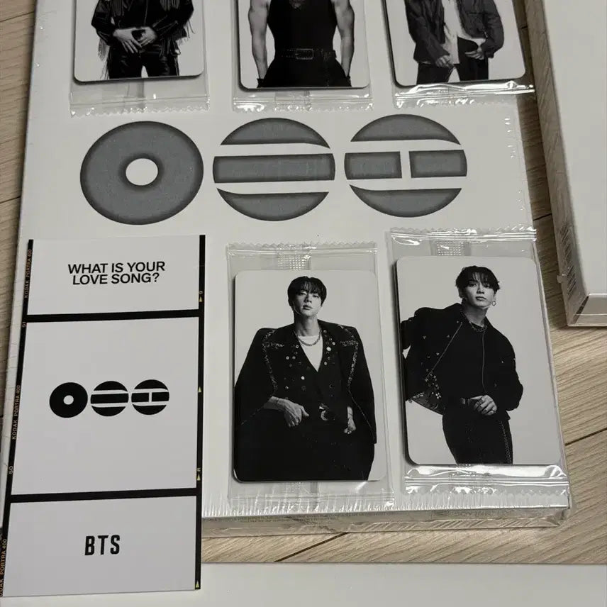 [BUNJANG] BTS Arirang 4CD Set Album (Sealed) + POB 8 Items / BTS 아리랑 [4CD 세트상품 미개봉] + 스페셜특전 8종