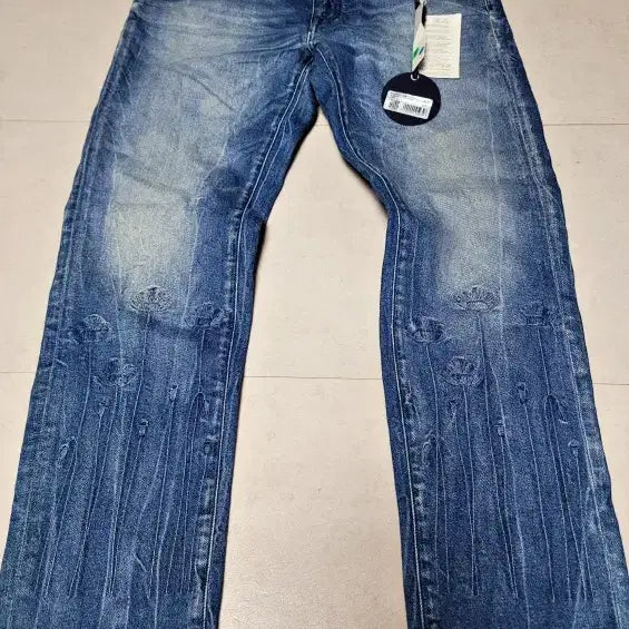 [BUNJANG] Jacob Cohen Karen Tulip Embroidered Denim Pants 27 / 야콥코헨 메이드인 이태리 카렌 튤립 데님팬츠 27 미사용품 myr