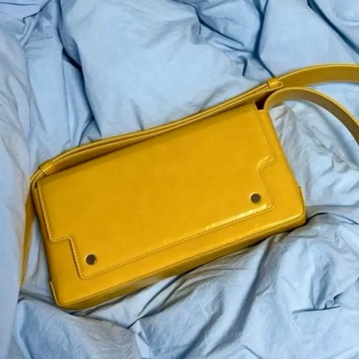 [BUNJANG] Find Kapoor Mark 26 Cassette Bag / 거의새것) 파인드카푸어 마크26 카세트백 크로스백 가방 숄더백 보테가