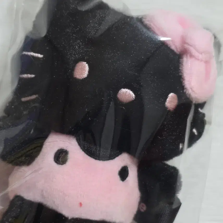 [BUNJANG] WAKE MAKE Hello Kitty Black Edition Doll Keyring / 웨이크메이크 헬로키티 블랙 에디션 인형 키링