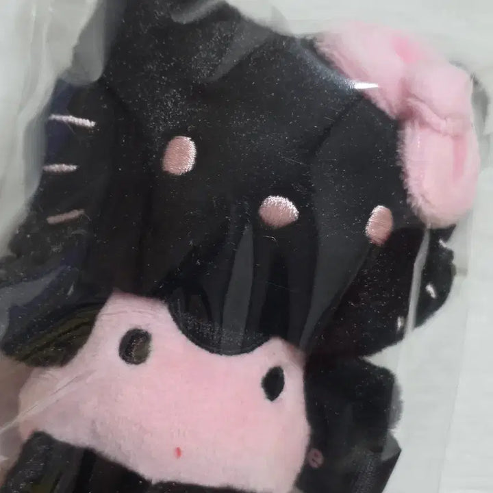 [BUNJANG] WAKE MAKE Hello Kitty Black Edition Doll Keyring / 웨이크메이크 헬로키티 블랙 에디션 인형 키링