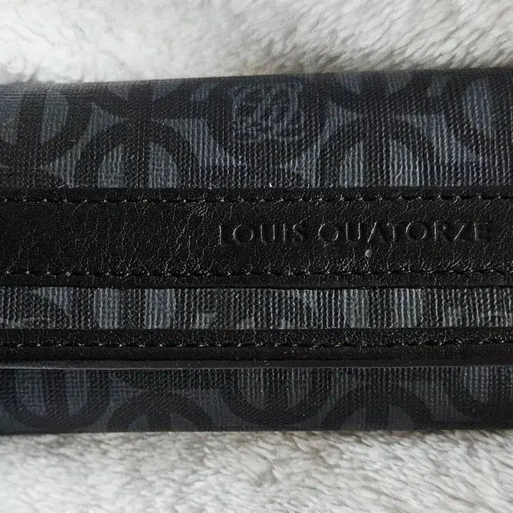 [BUNJANG] Louis Quatorze Raw Leather Shoulder Cross Bag / 루이까또즈새상품생지가죽